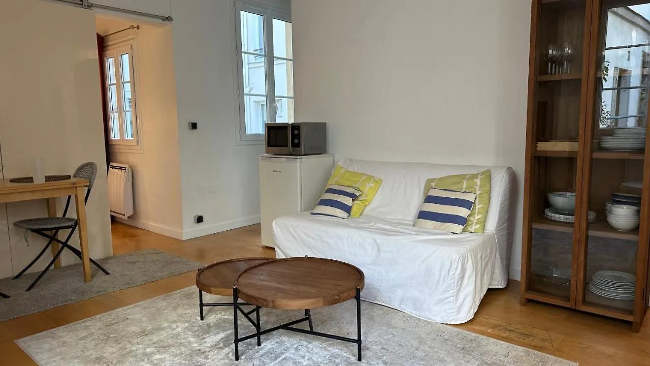 Apartment Haut-Marais Joli Appartement. Paris